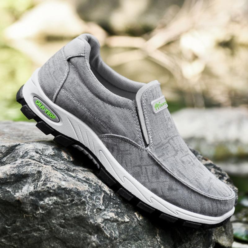 R9 Winter Fleece Warm Sneakers